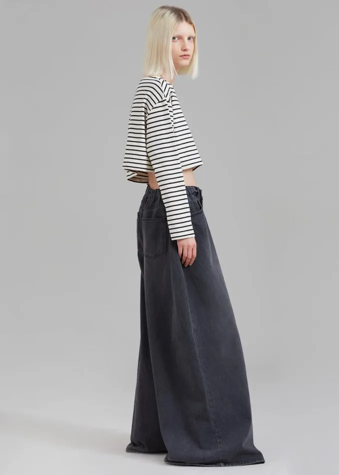 Women The Frankie Shop Bottoms Sasha Wide Leg Jeans Dark Grey