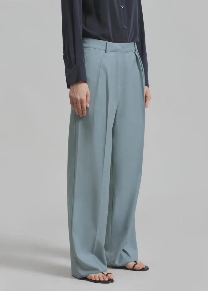 Women The Frankie Shop Bottoms Spencer Pleated Pants Dusty Blue