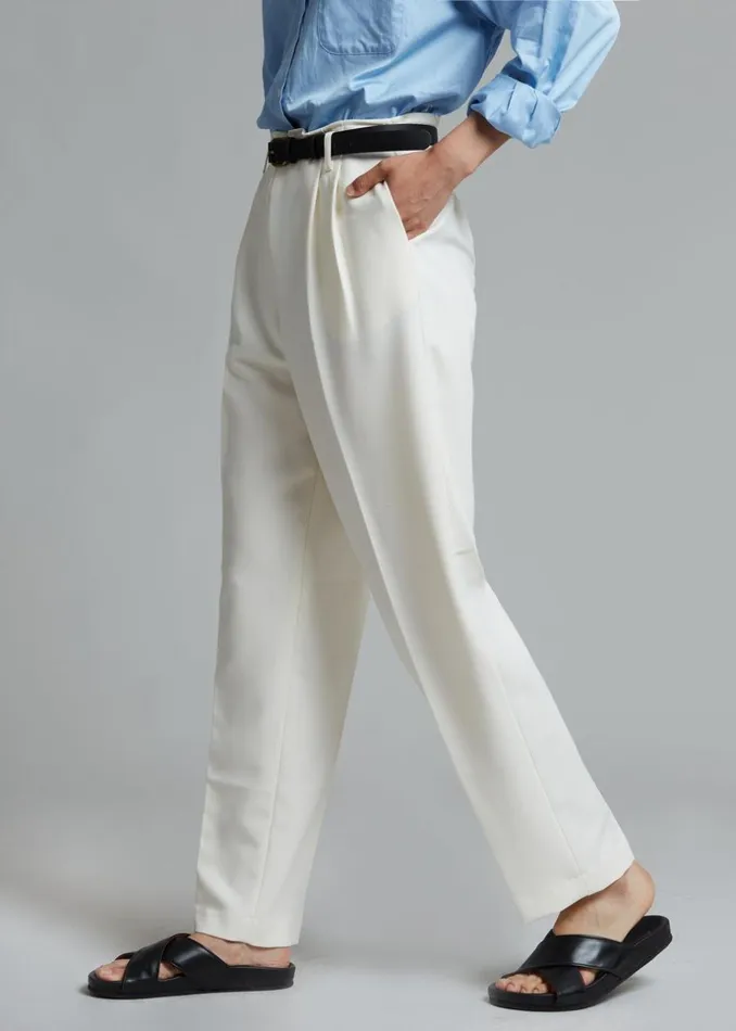 Women The Frankie Shop Bottoms Svea Tapered Trousers Vanilla