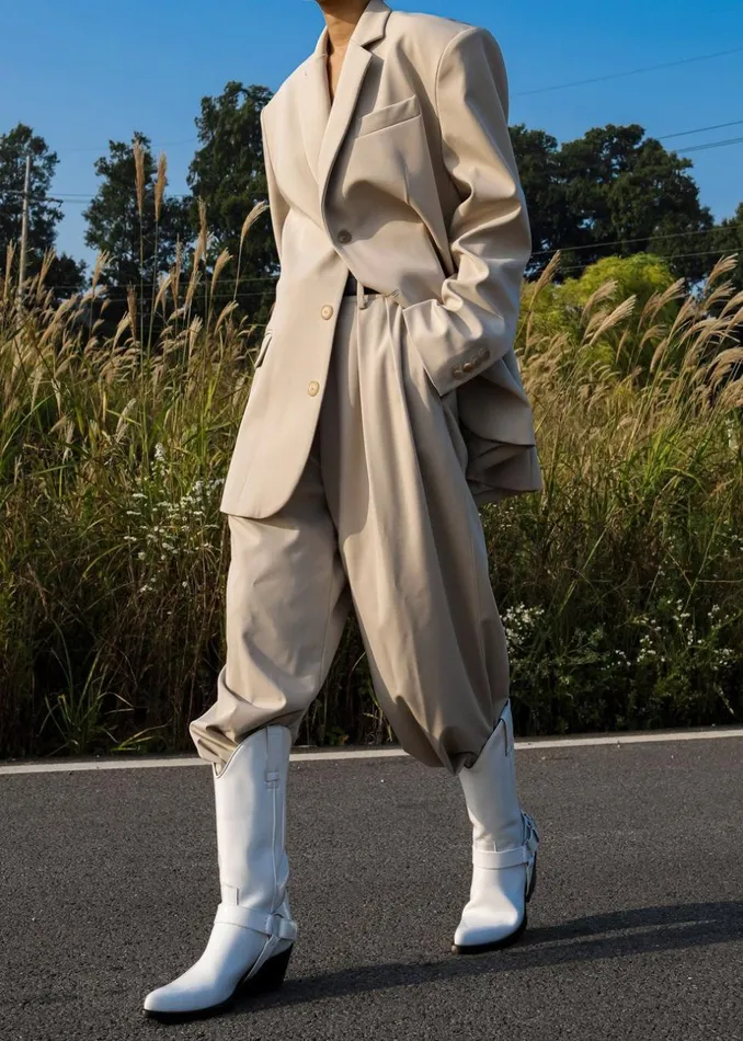 Women The Frankie Shop Bottoms Tansy Pleated Trousers Beige