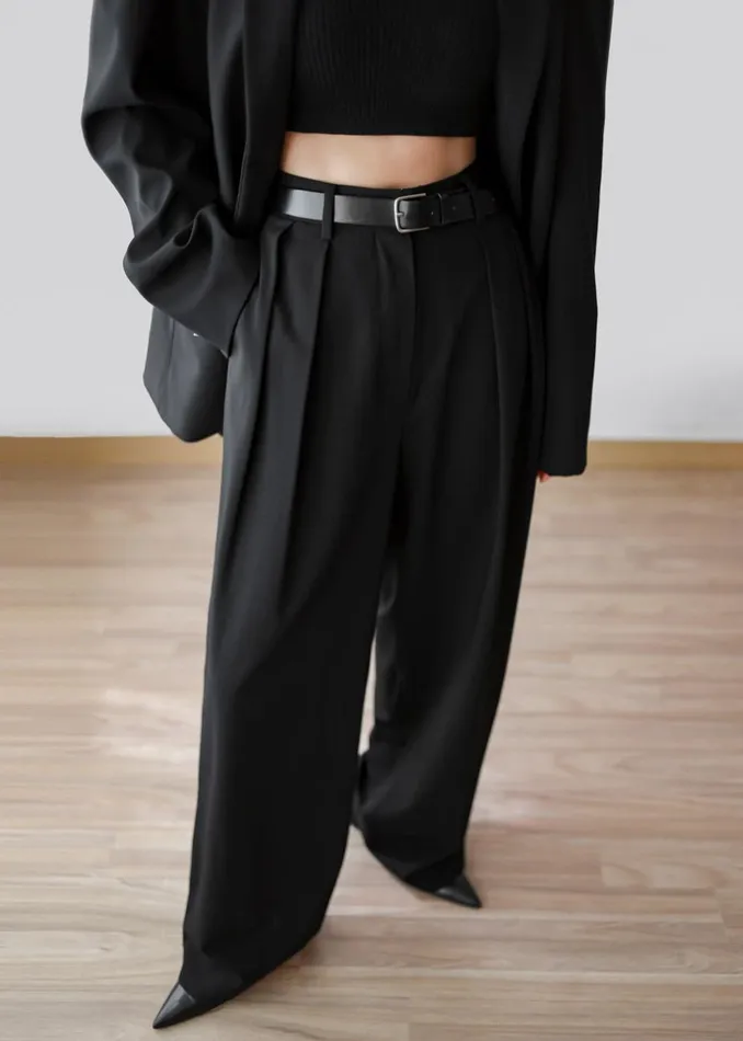 Women The Frankie Shop Bottoms Tansy Pleated Trousers Black