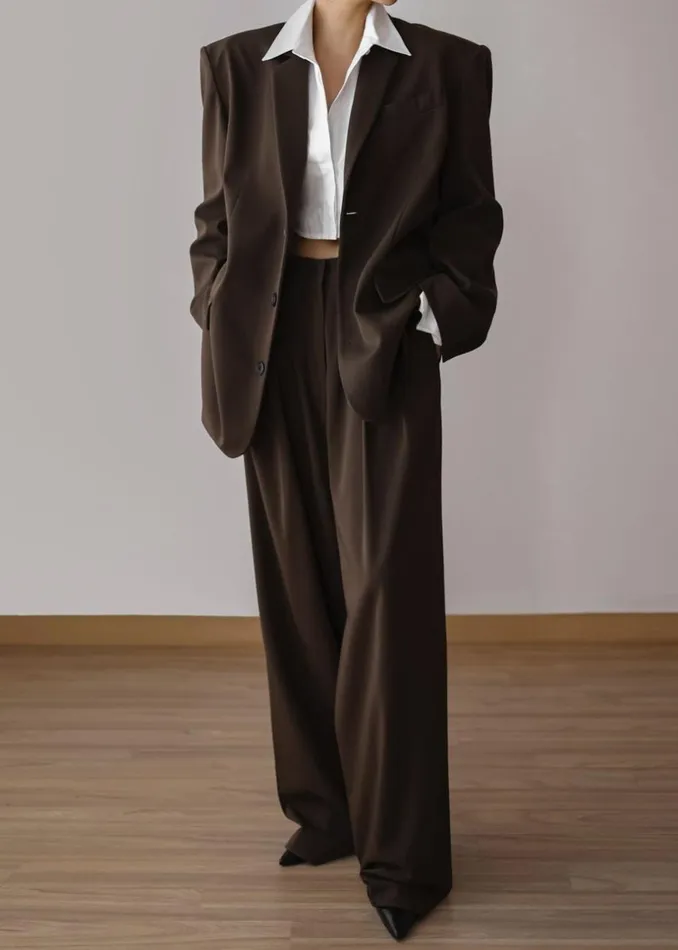 Women The Frankie Shop Bottoms Tansy Pleated Trousers Chocolate