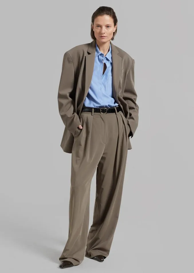 Women The Frankie Shop Bottoms Tansy Pleated Trousers Olive