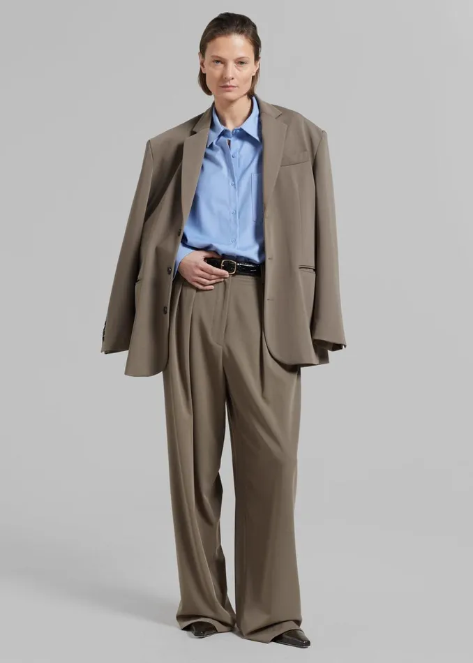Women The Frankie Shop Bottoms Tansy Pleated Trousers Olive