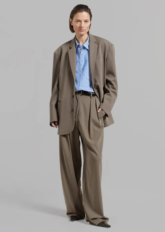 Women The Frankie Shop Bottoms Tansy Pleated Trousers Olive