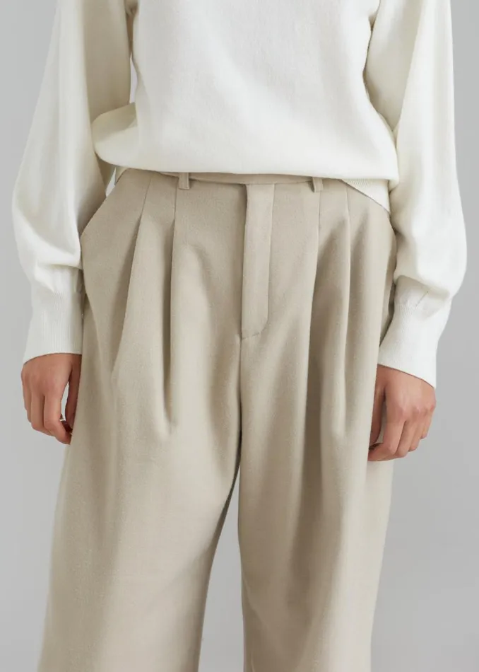 Women The Frankie Shop Bottoms Vance Pants Beige