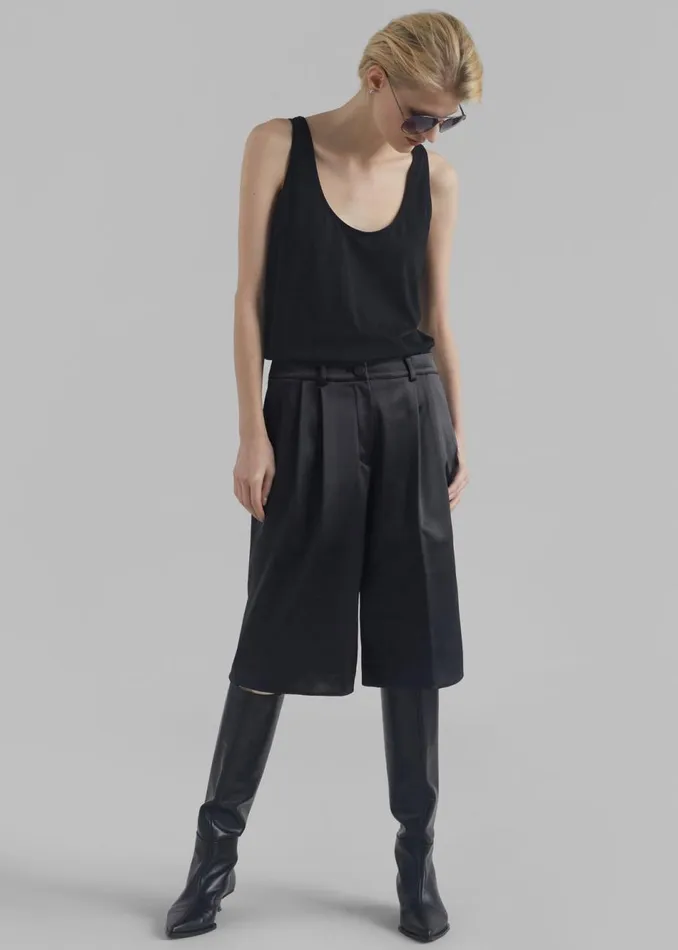 Women The Frankie Shop Bottoms Vienna Satin Bermuda Shorts Black
