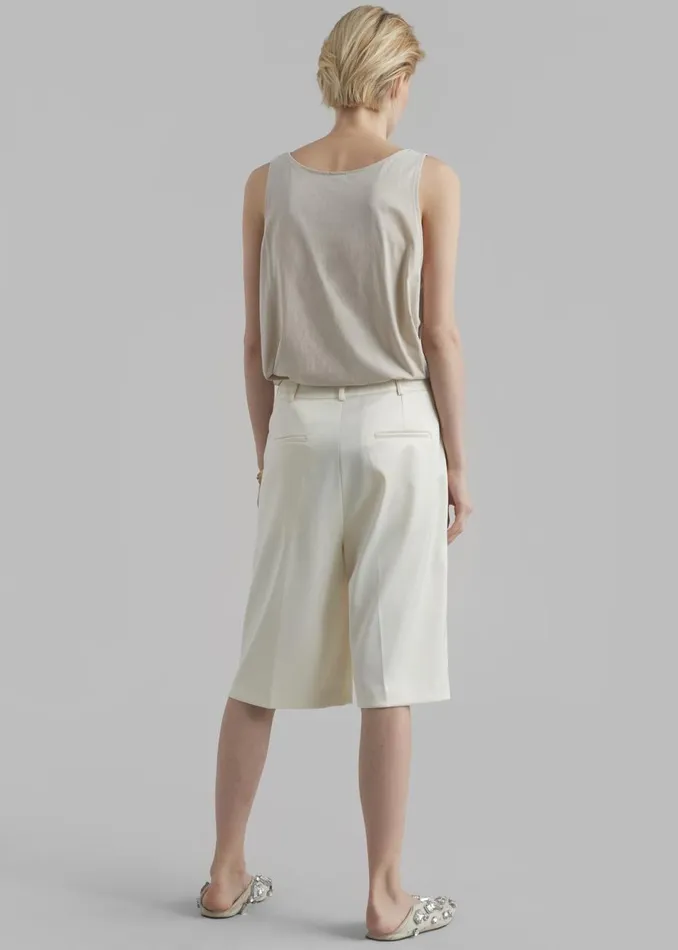 Women The Frankie Shop Bottoms Vienna Satin Bermuda Shorts Cream