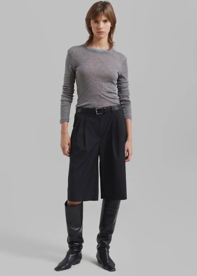 Women The Frankie Shop Bottoms Wilma Pleated Bermuda Shorts Black Pinstripe