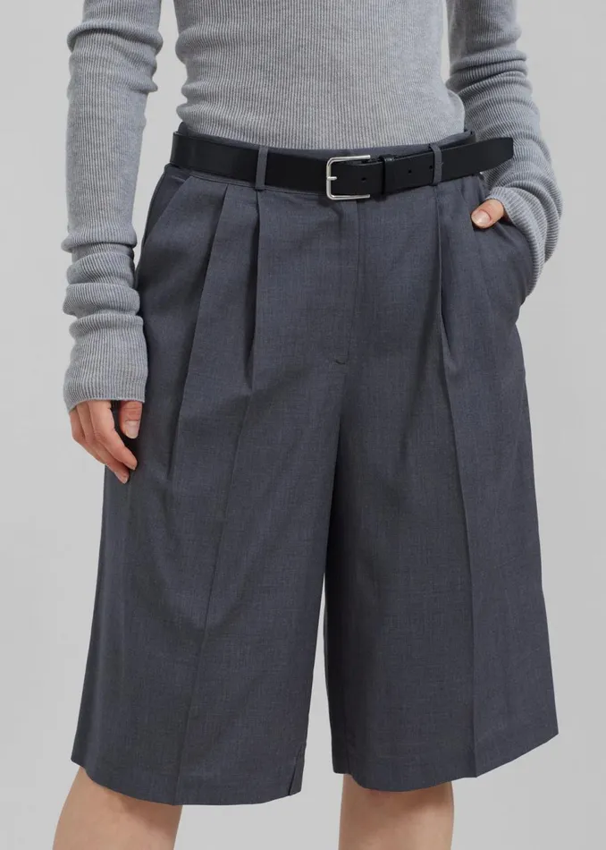 Women The Frankie Shop Bottoms Wilma Pleated Bermuda Shorts Grey