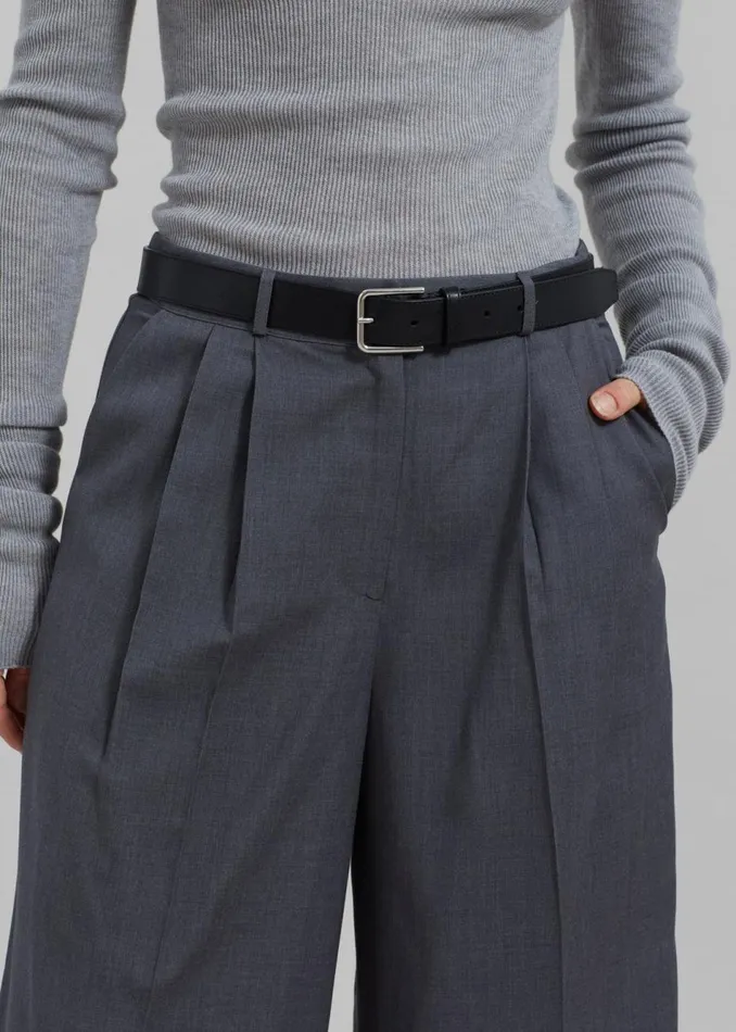 Women The Frankie Shop Bottoms Wilma Pleated Bermuda Shorts Grey