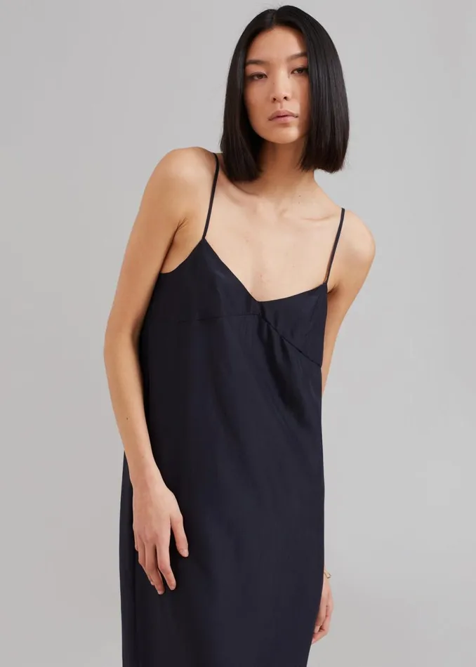 Women The Frankie Shop Dresses Dylana Sleeveless Maxi Dress Navy