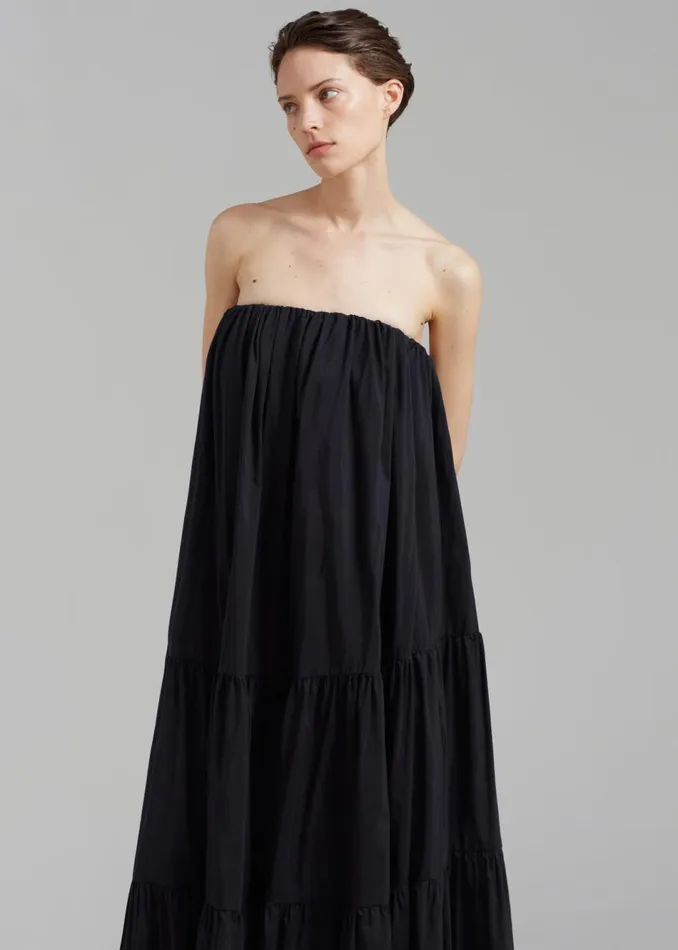 Women The Frankie Shop Dresses Matteau Voluminous Strapless Tiered Dress Black
