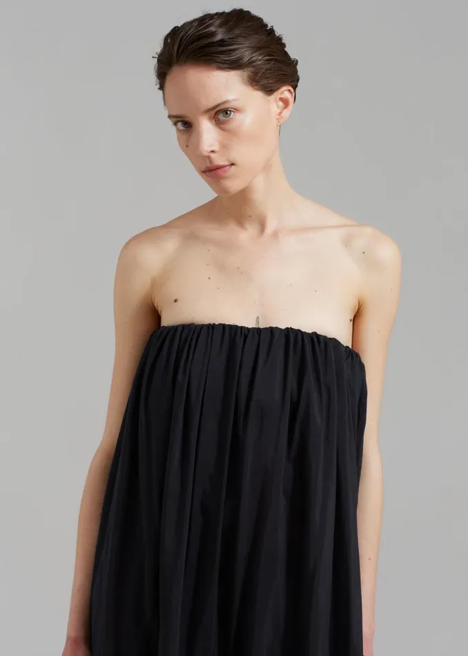 Women The Frankie Shop Dresses Matteau Voluminous Strapless Tiered Dress Black