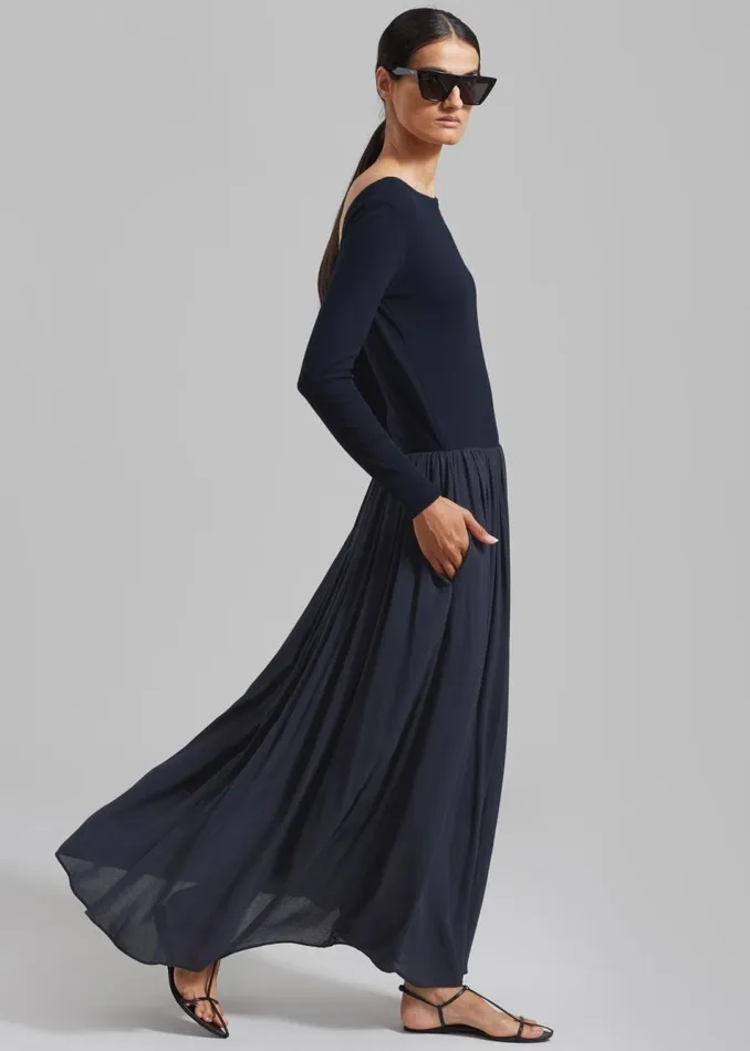 Women The Frankie Shop Dresses Odette Gathered Skirt Maxi Dress Navy