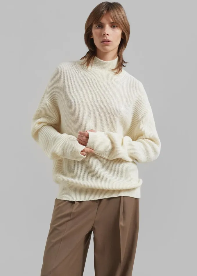 Women The Frankie Shop Knitwear Amomento Turtleneck Pullover Ecru