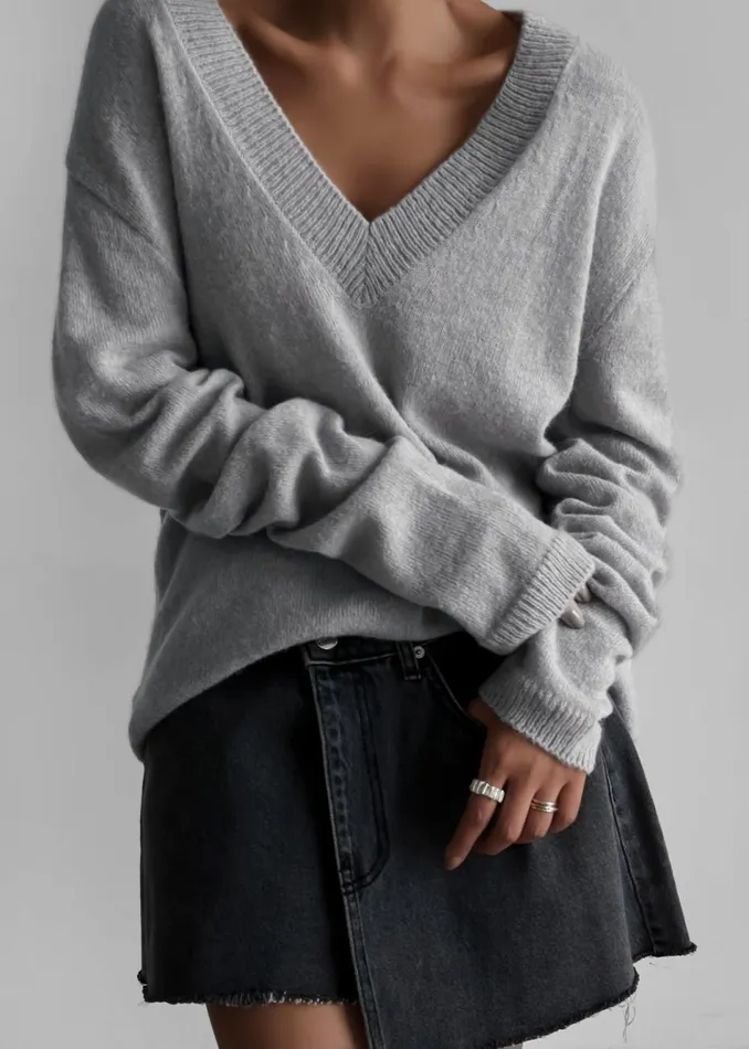 Women The Frankie Shop Knitwear Brayden V Neck Sweater Light Grey