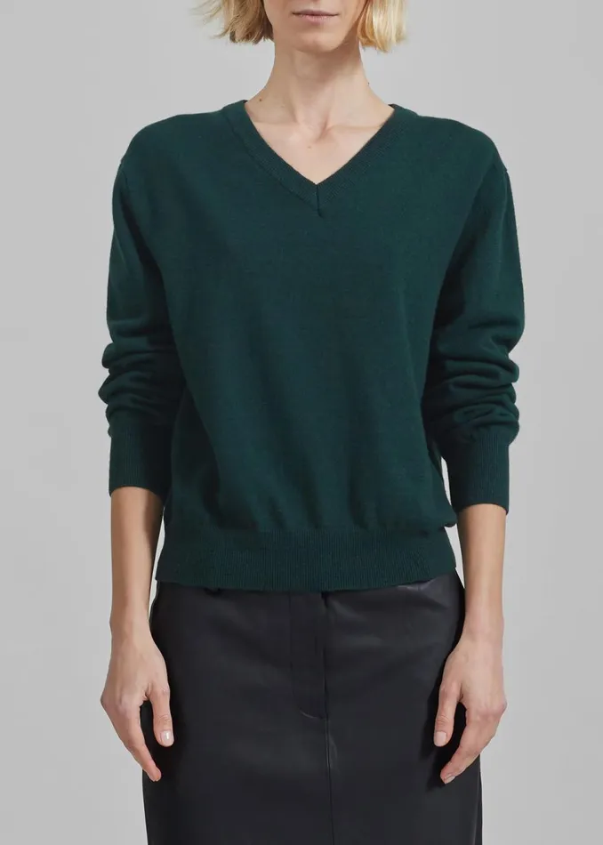 Women The Frankie Shop Knitwear Jada VNeck Sweater Forest Green