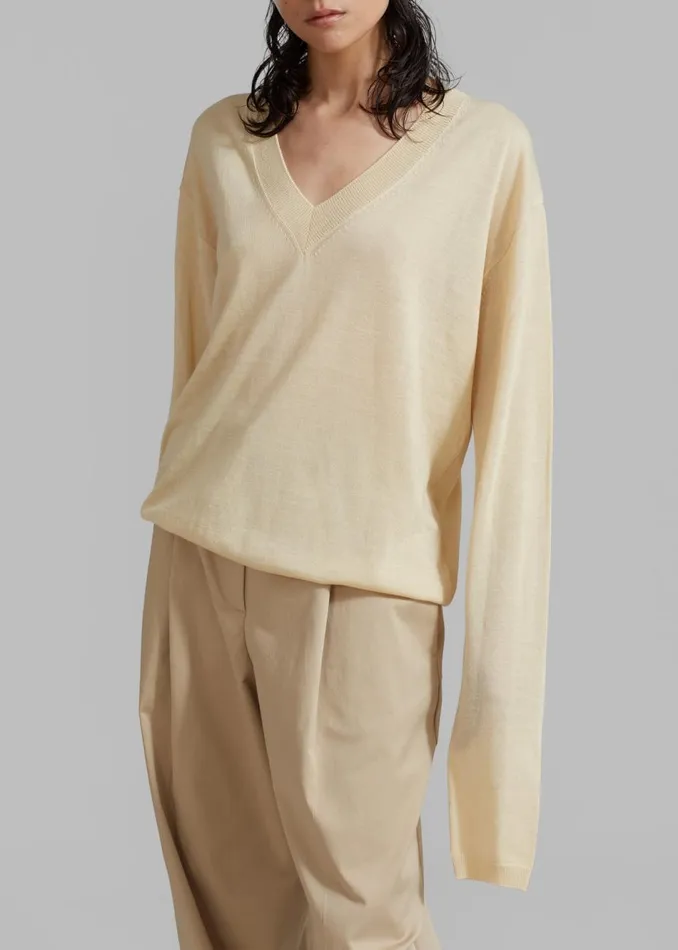 Women The Frankie Shop Knitwear Juro VNeck Knit Butter