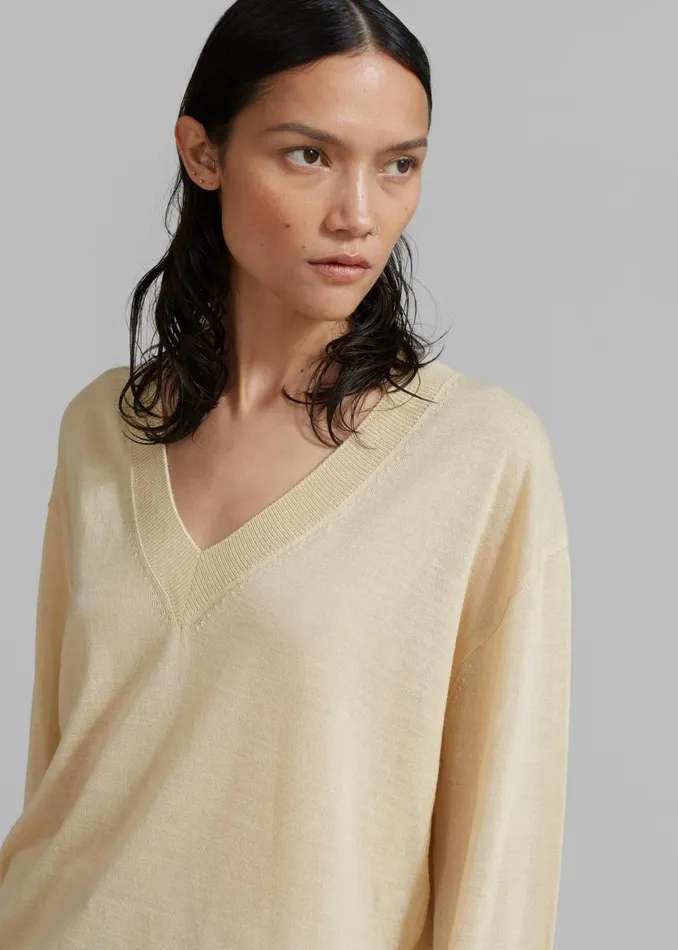 Women The Frankie Shop Knitwear Juro VNeck Knit Butter