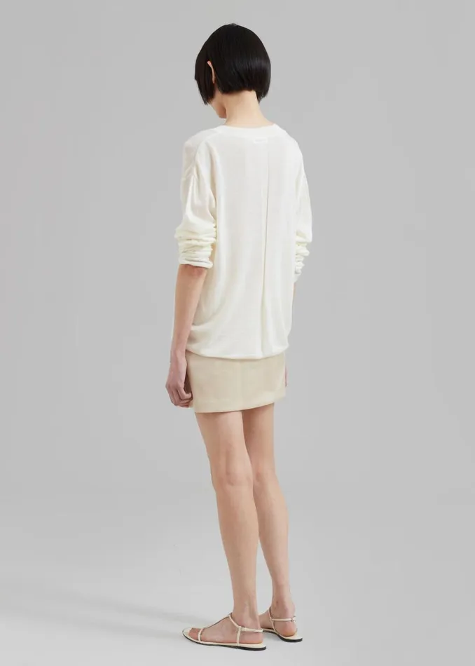 Women The Frankie Shop Knitwear Juro VNeck Knit Cream