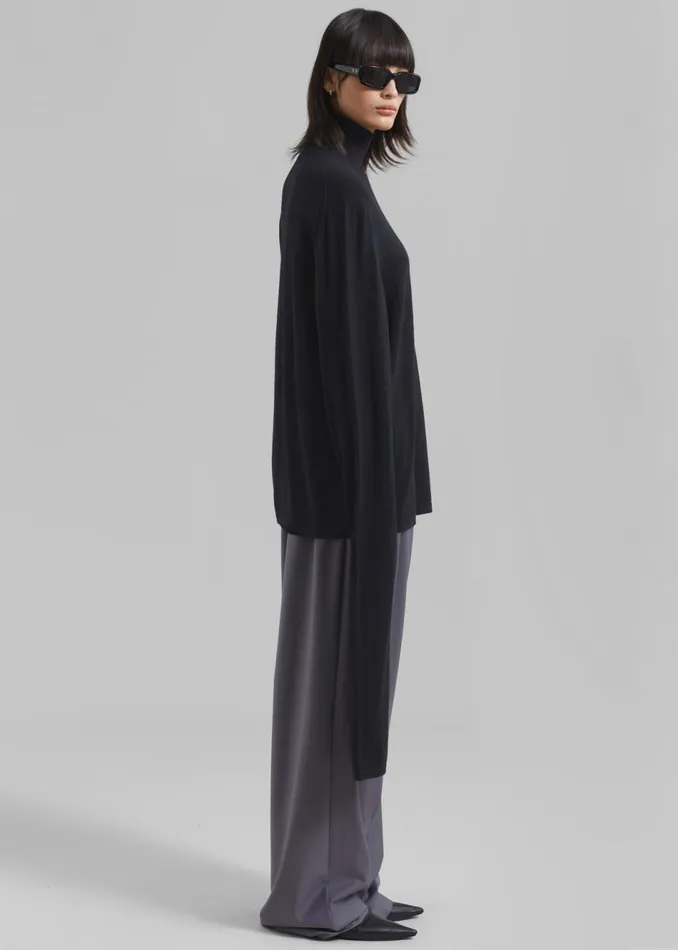 Women The Frankie Shop Knitwear Logan Wool Extra Long Sleeve Turtleneck Black