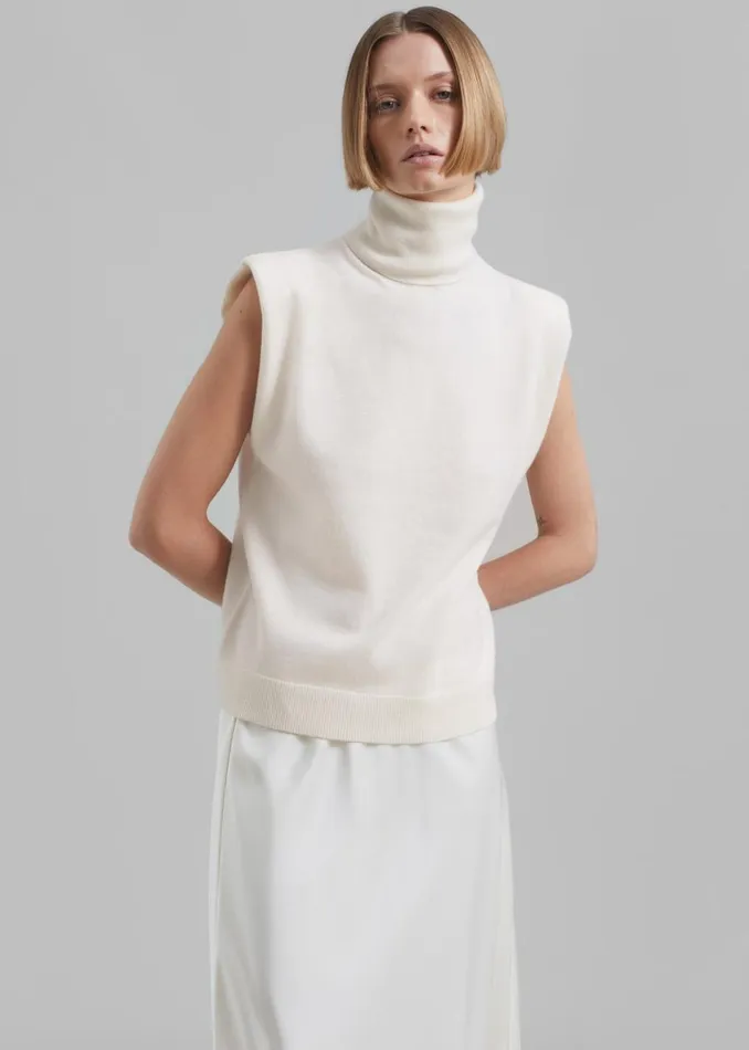 Women The Frankie Shop Knitwear Nadia Thin Padded Sleeveless Turtleneck Ivory