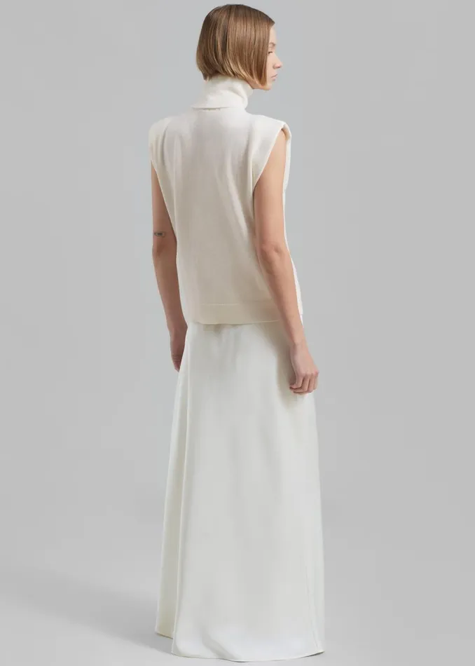 Women The Frankie Shop Knitwear Nadia Thin Padded Sleeveless Turtleneck Ivory