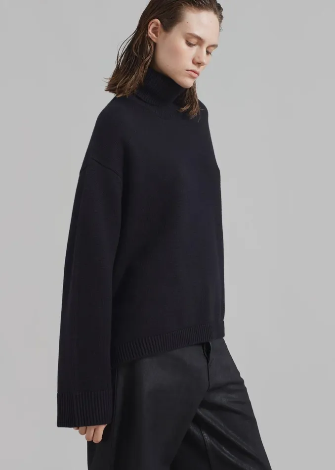 Women The Frankie Shop Knitwear Rhea Trapeze Turtleneck Black