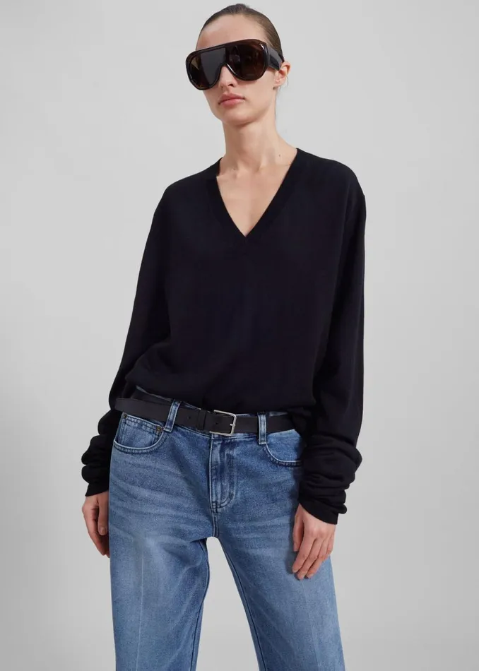 Women The Frankie Shop Knitwear Selma Extra Long Sleeve Merino Wool Pullover Black