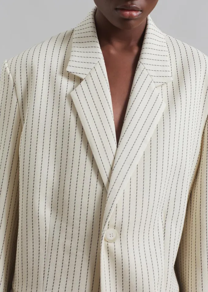 Women The Frankie Shop Outerwear Aiden Twill Blazer Light Beigeblack Pinstripe