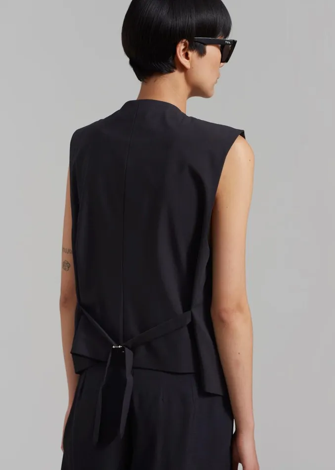 Women The Frankie Shop Outerwear Ashton Cross Vest Black