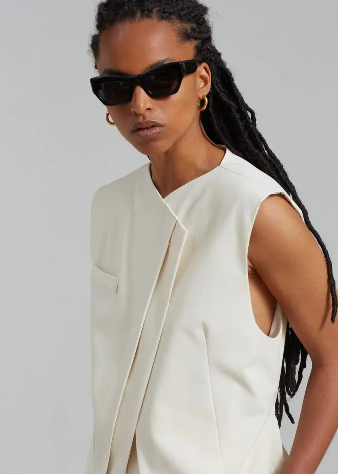 Women The Frankie Shop Outerwear Ashton Cross Vest Cream
