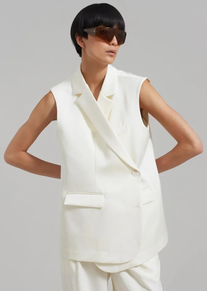 Women The Frankie Shop Outerwear Everly Satin Vest Cream