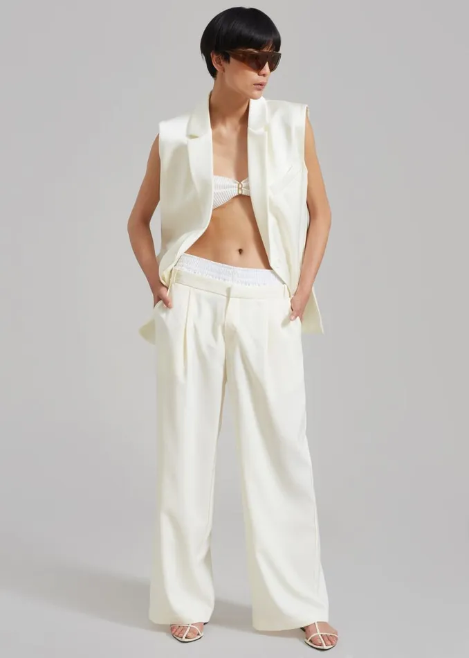 Women The Frankie Shop Outerwear Everly Satin Vest Cream