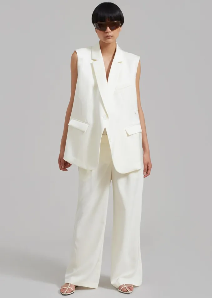 Women The Frankie Shop Outerwear Everly Satin Vest Cream