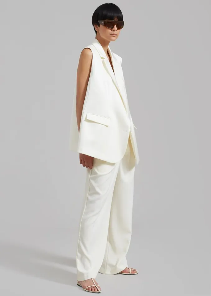 Women The Frankie Shop Outerwear Everly Satin Vest Cream