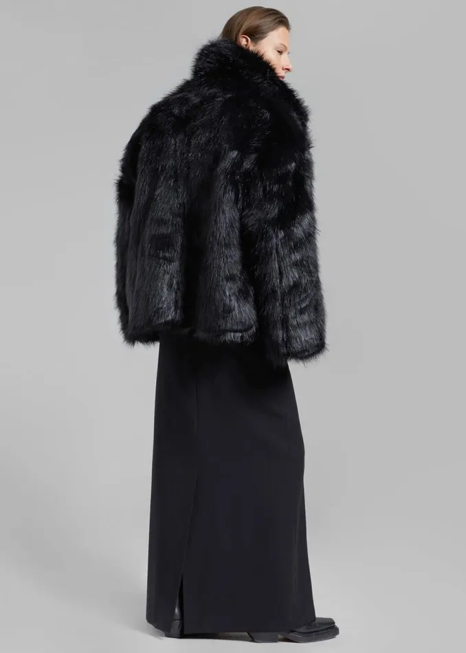 Women The Frankie Shop Outerwear Fallon Short Faux Fur Coat Black