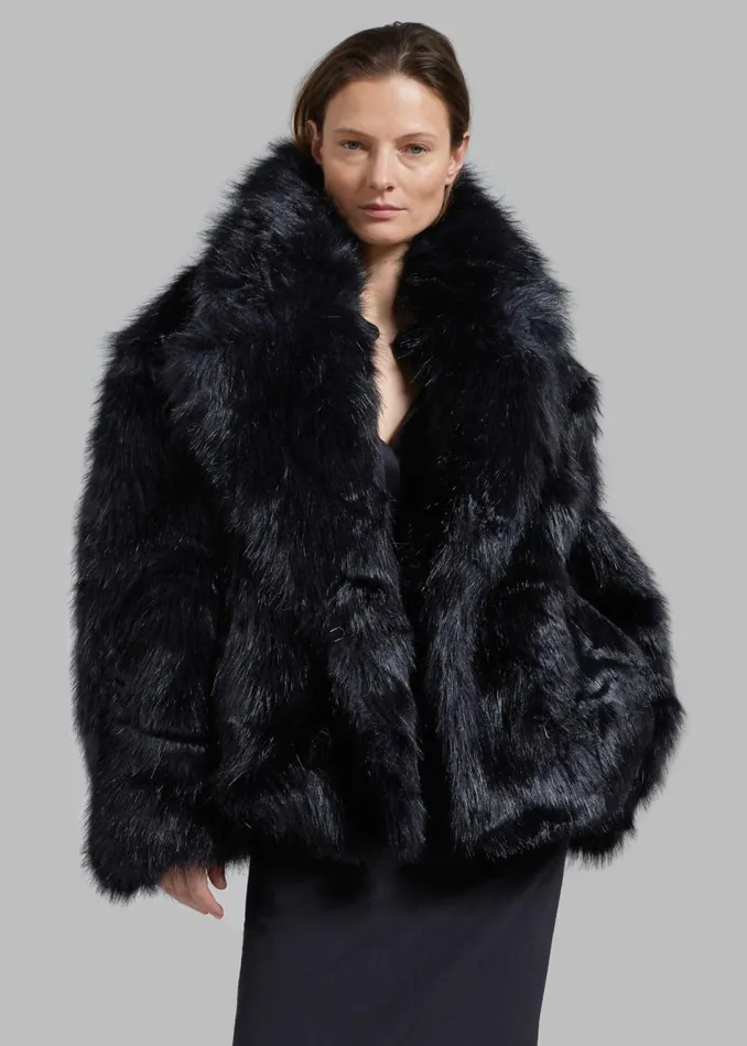 Women The Frankie Shop Outerwear Fallon Short Faux Fur Coat Black