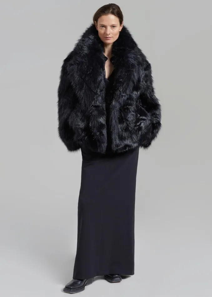 Women The Frankie Shop Outerwear Fallon Short Faux Fur Coat Black