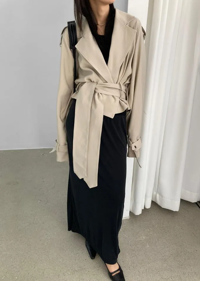 Women The Frankie Shop Outerwear Faven Cropped Trench Beige