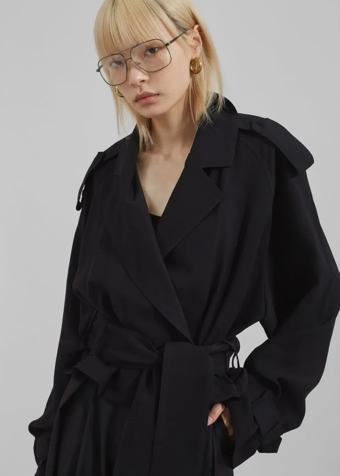 Women The Frankie Shop Outerwear Faven Cropped Trench Black