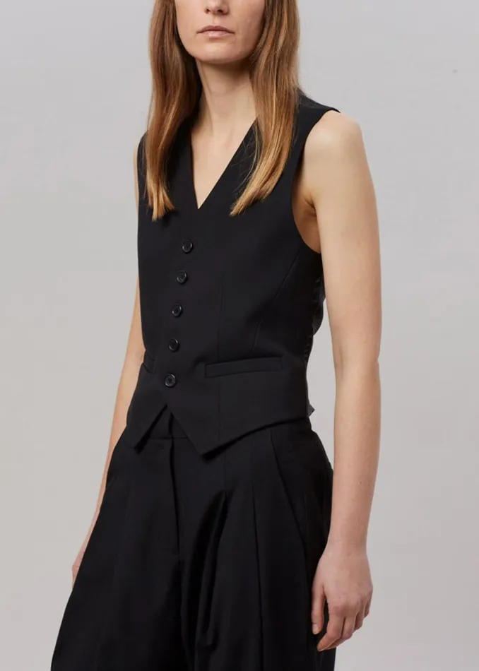 Women The Frankie Shop Outerwear Gelso Waistcoat Black