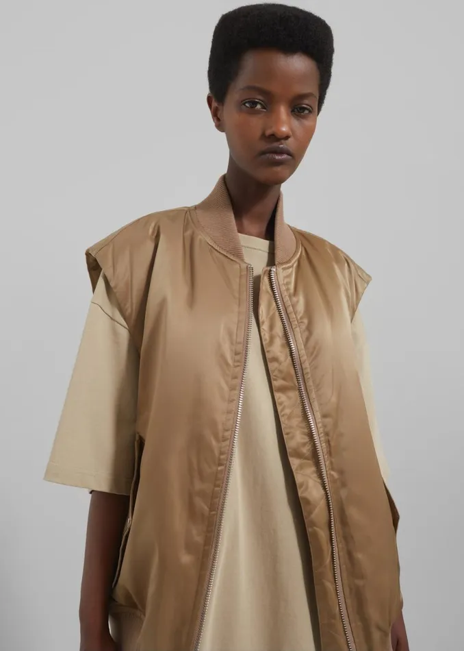 Women The Frankie Shop Outerwear JW Anderson Sleeveless Bomber Jacket Beige
