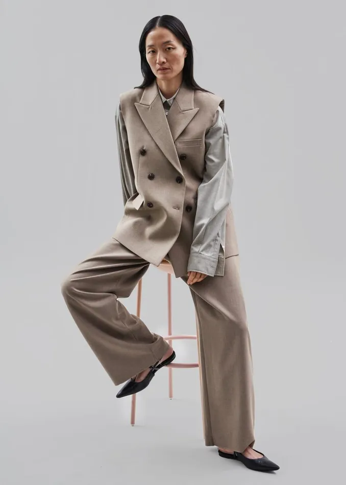 Women The Frankie Shop Outerwear Luxor Double Breasted Vest Taupe