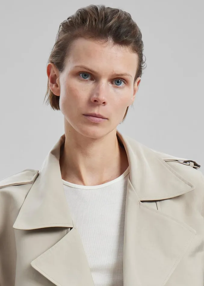 Women The Frankie Shop Outerwear Max Short Trench Beige
