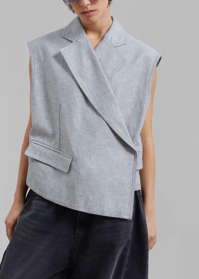 Women The Frankie Shop Outerwear Remain Asymmetric Boxy Vest Castlerock Comb