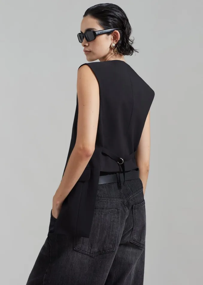 Women The Frankie Shop Outerwear Sutton Vest Black
