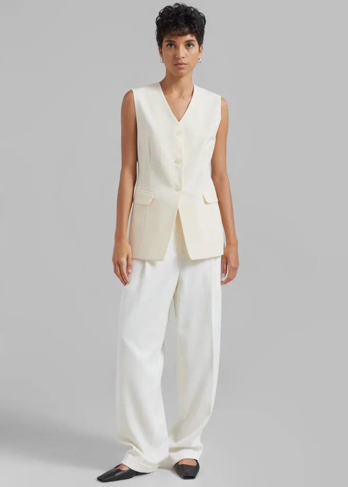 Women The Frankie Shop Outerwear Sutton Vest Cream
