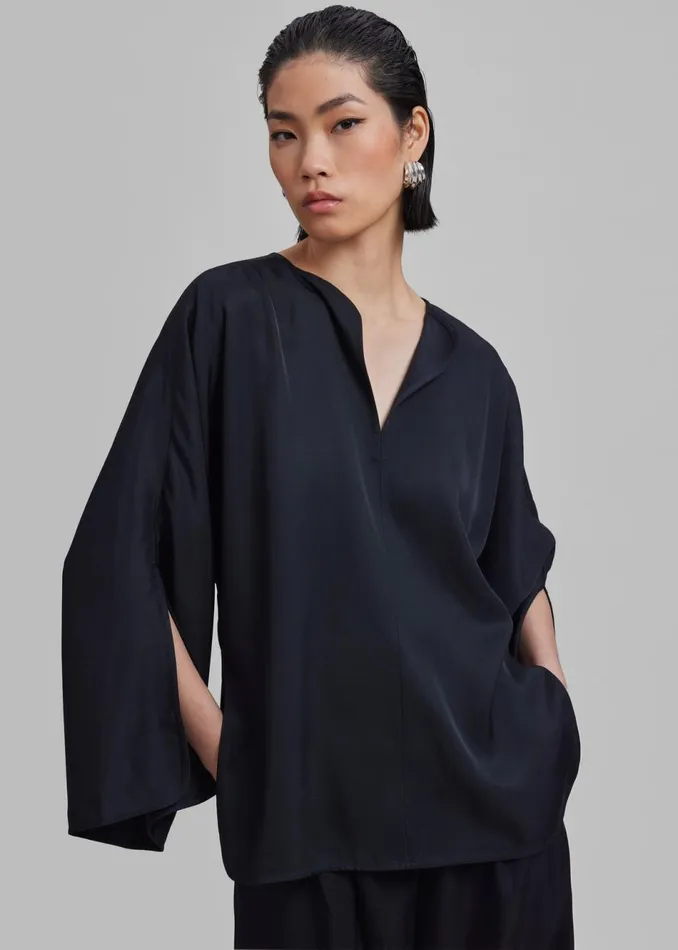 Women The Frankie Shop Tops By Malene Birger Calias Blouse Black